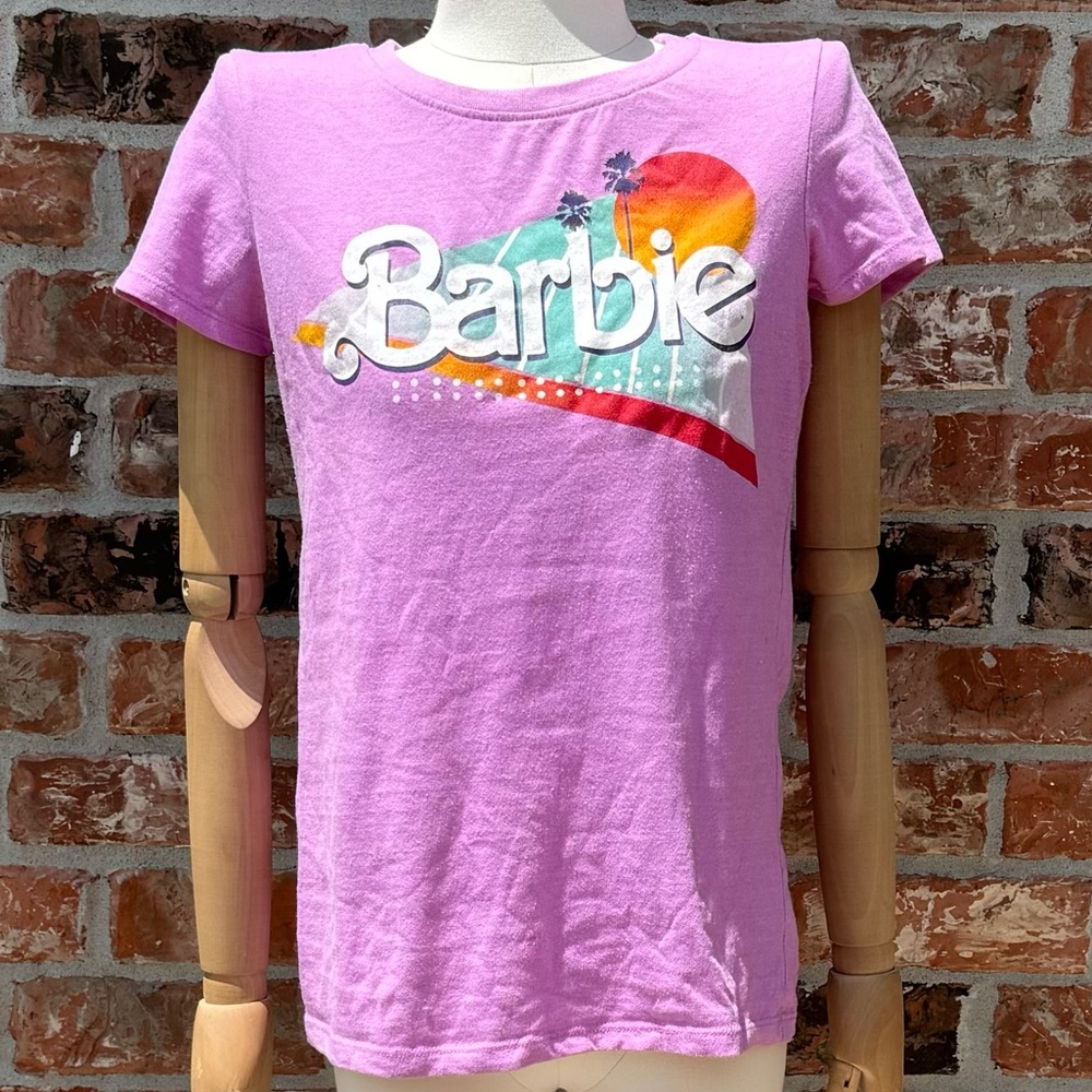 Barbie pink retro shirt with 80s/90s design! / M / Excellent condition